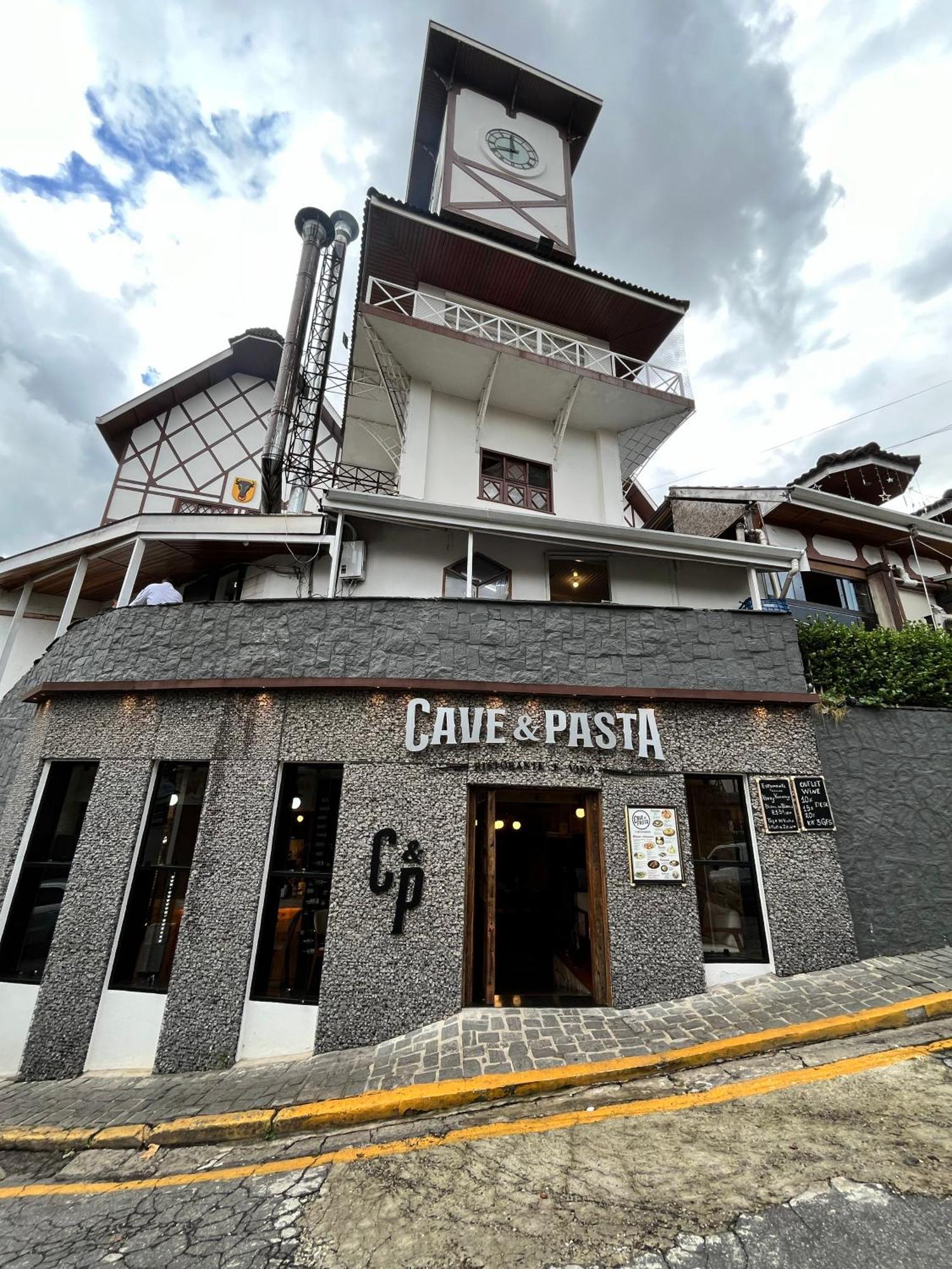 Center Suico Flats — Photos 1